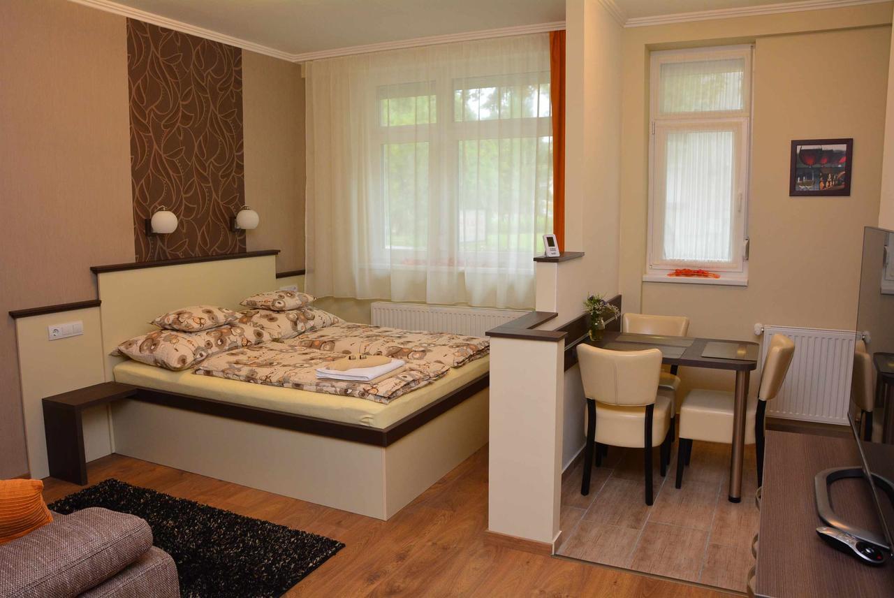 Bodza Apartmanok Eger Ngoại thất bức ảnh